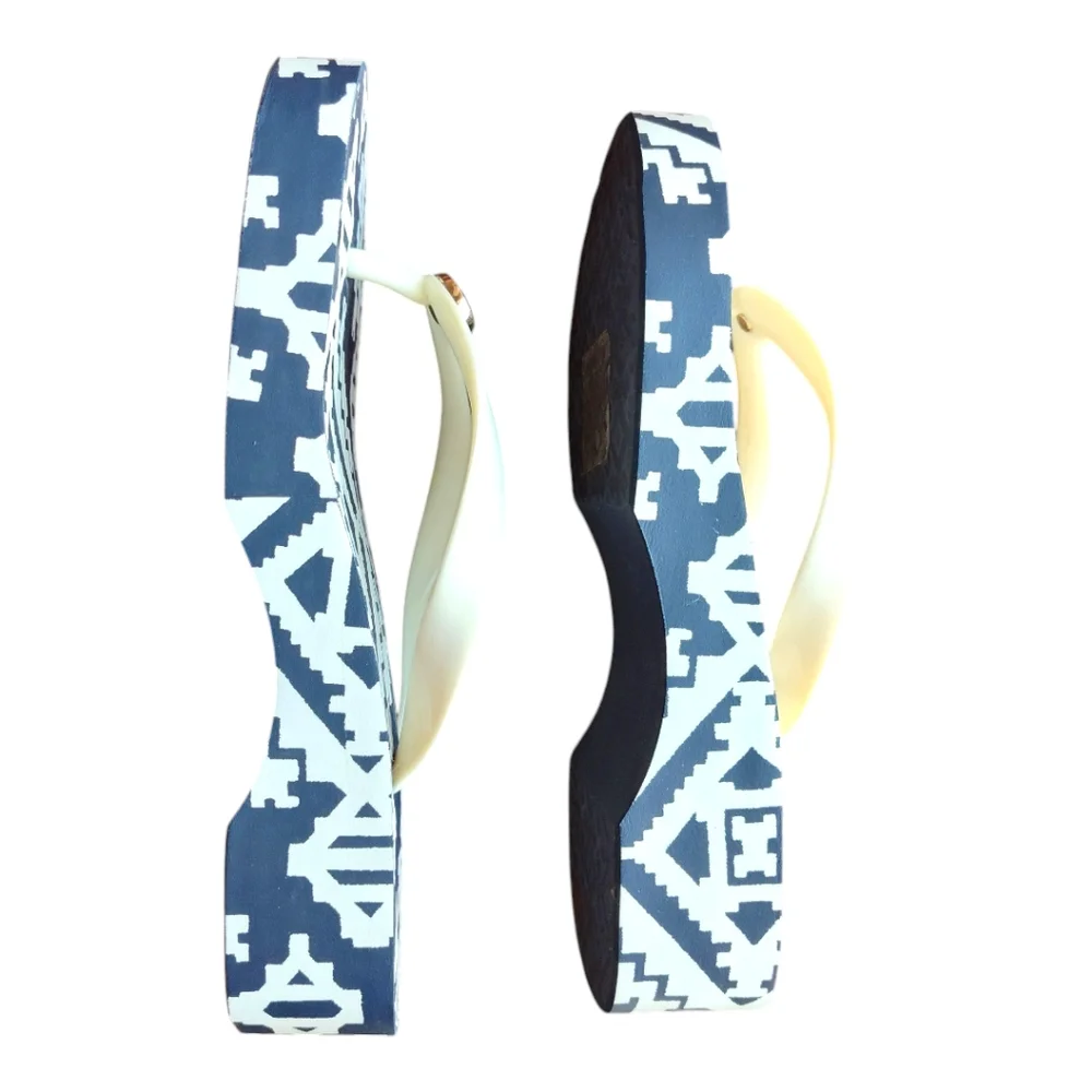 Tory Burch Womens Printed Platform Flip-flops